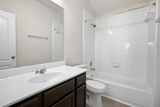 Building Photo - 40330 Bay Warbler Wy