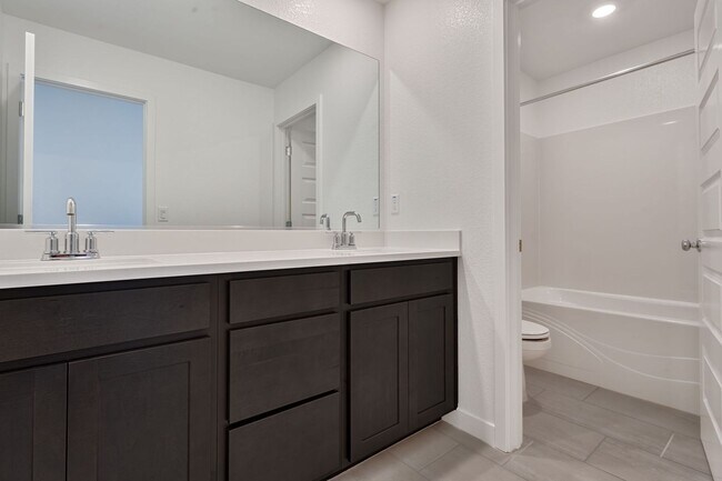 Building Photo - Brand-New 4BR Home with Solar in Rancho Co...
