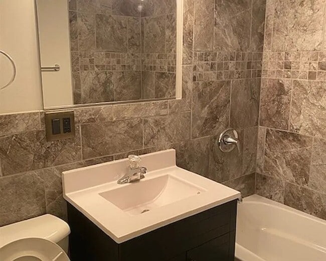 Building Photo - Click the “Apply Now” button or email wapmrentals@gmail.com for a prompt response.