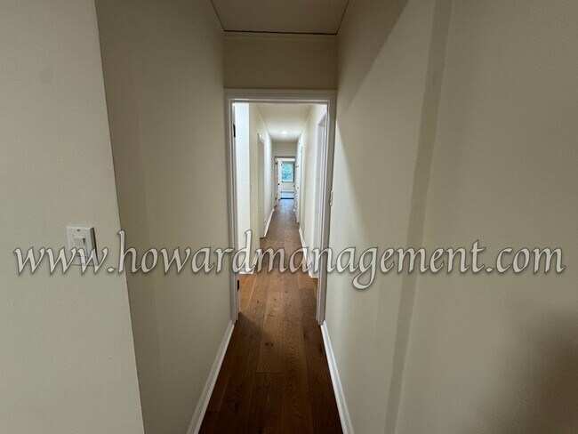 Building Photo - ***OPEN HOUSE 6/13 (11am-1pm)*** Contempor...