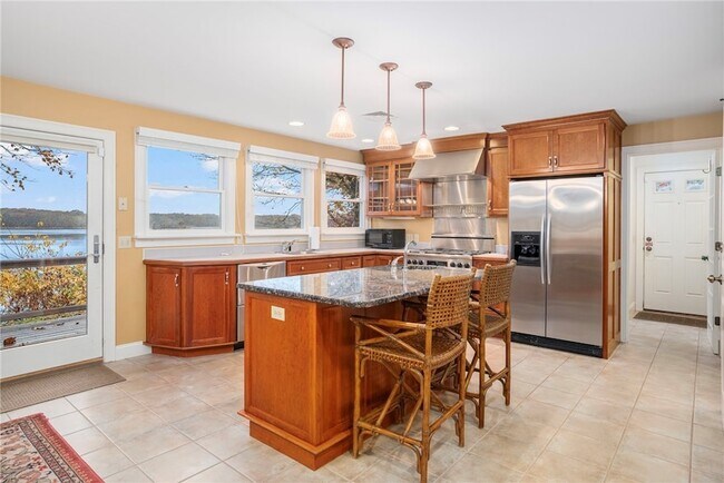 Building Photo - 14 Betty Hill Rd