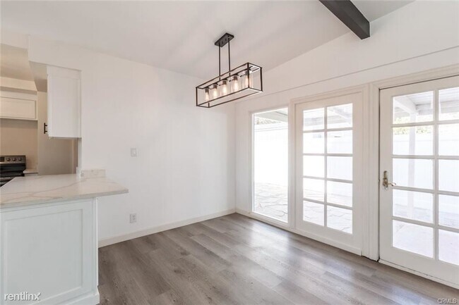 Building Photo - 3 br, 2 bath House - 19405 Hemmingway St