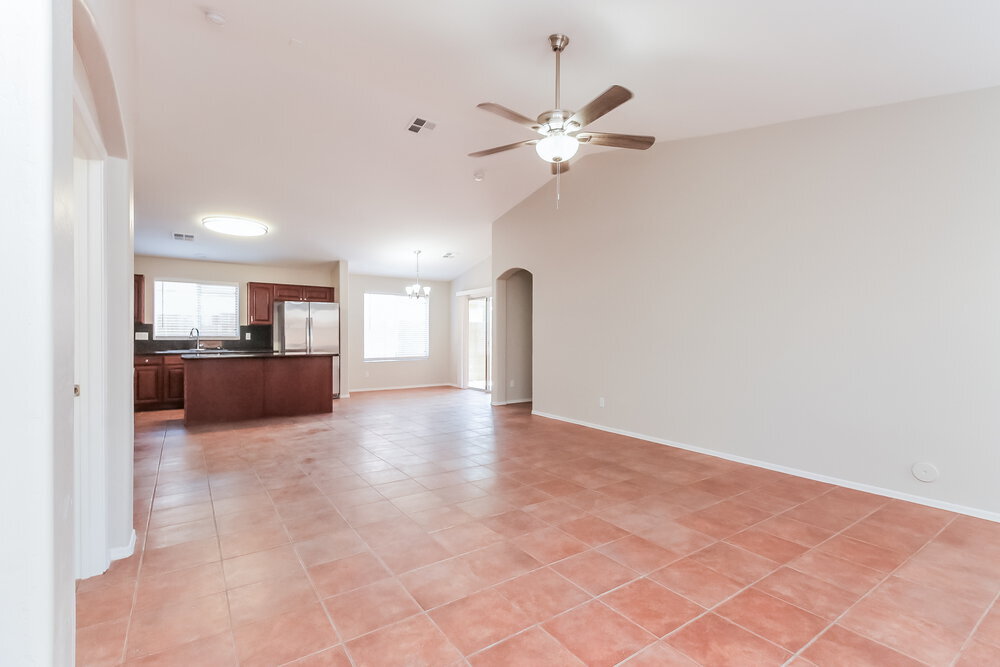 Building Photo - 3341 W Yellow Peak Dr
