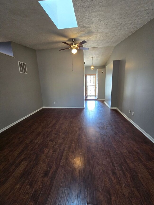 Building Photo - Three Bedroom Home Located in Pike Township near Georgetown and 52nd Street!!!