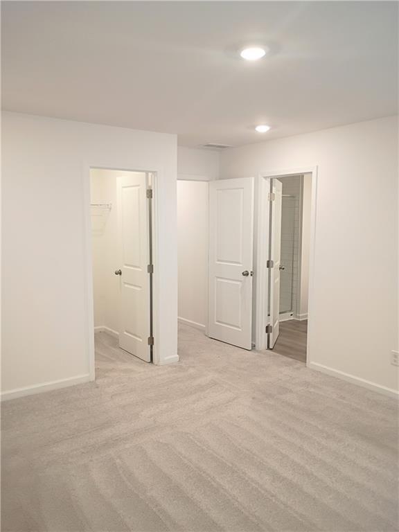 Building Photo - 124 Hazel Dr