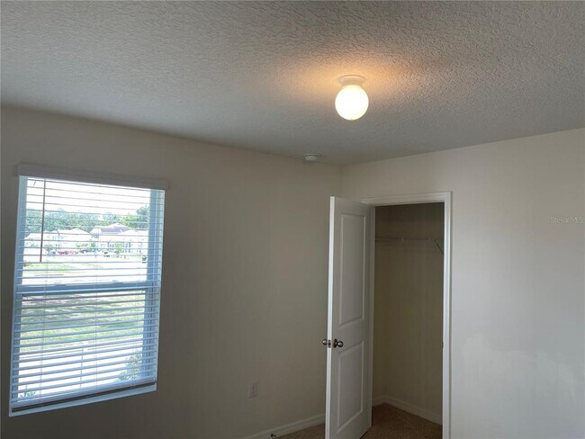 Building Photo - 6065 SW 84th St