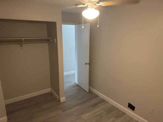 Building Photo - Spacious Orlando Home on Quiet Cul-de-Sac