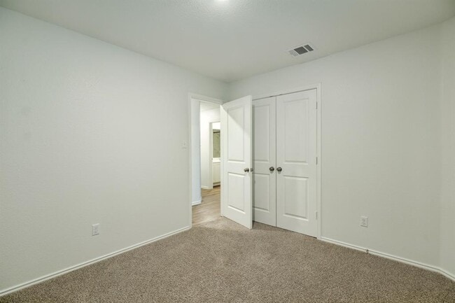 Building Photo - 205 Arnage Dr