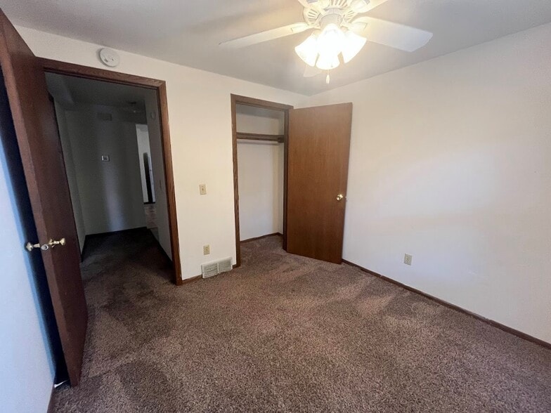 Building Photo - 411 W Doty St