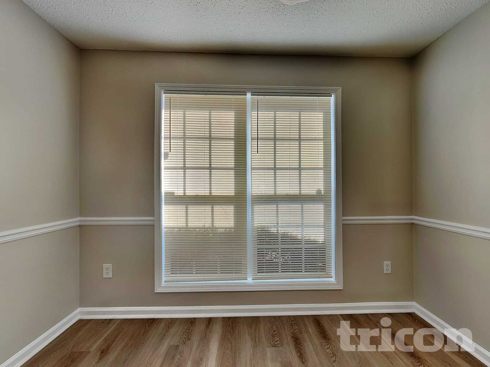 Building Photo - 294 3rd Ave