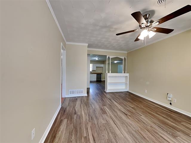 Building Photo - 4427 Live Oak Dr