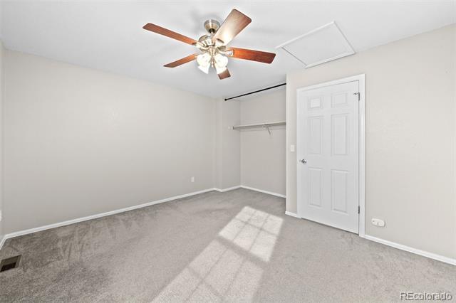 Building Photo - 10857 Summerset Way