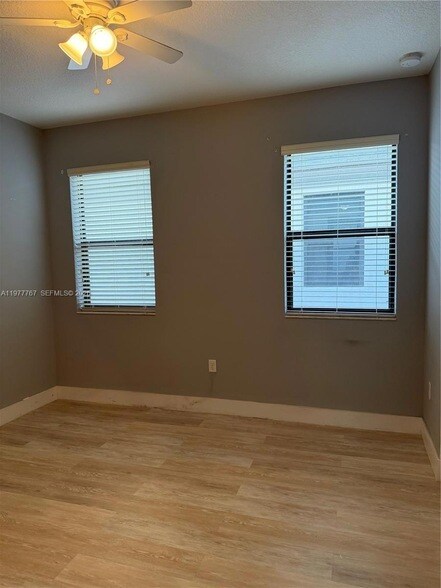 Building Photo - 3483 W 97th St