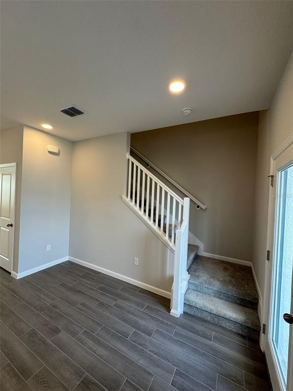 Building Photo - 1404 Lumpini St