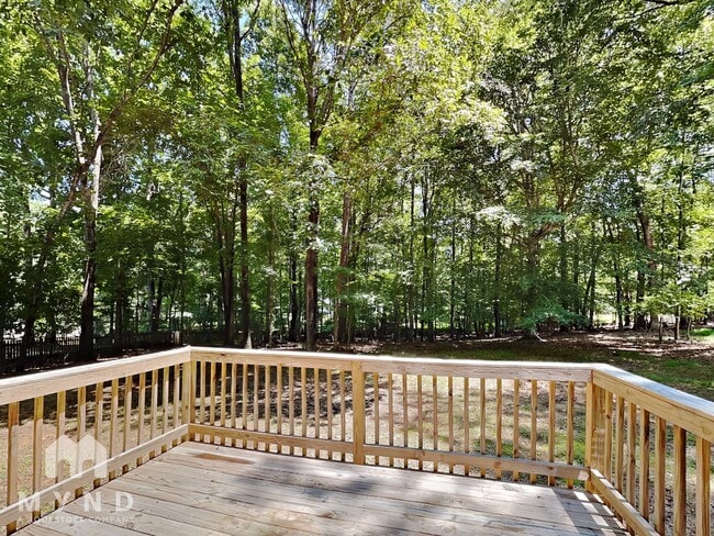 Building Photo - 172 Bridges Ln