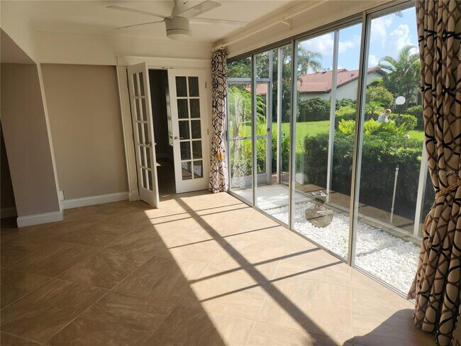 Building Photo - 3409 Montilla Ct