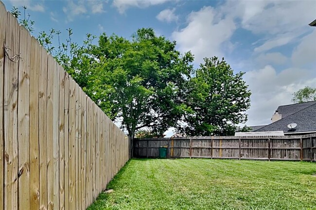 Building Photo - 1212 Pine Moss Ct