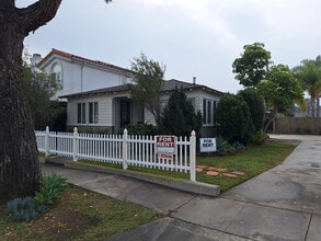 Building Photo - 2608 W Carson St