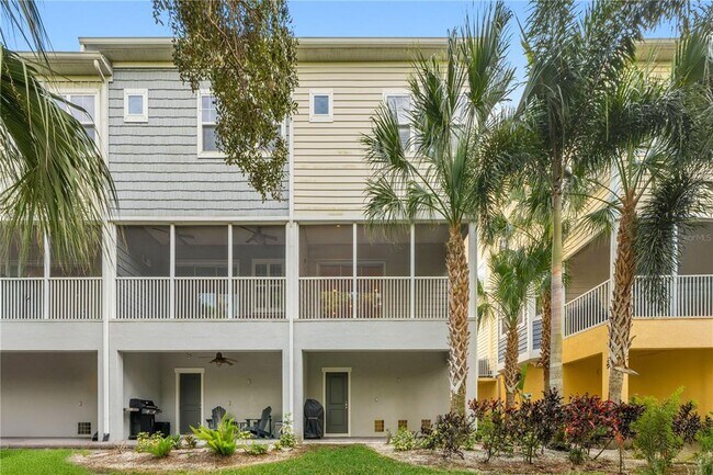 Building Photo - 3167 Moorings Dr S