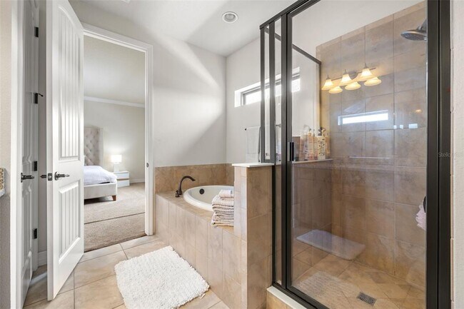 Building Photo - 18754 Birchwood Groves Dr