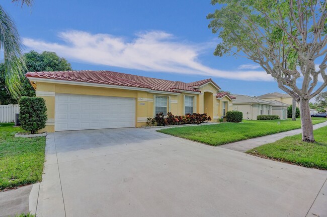 Primary Photo - Great Single Family Home in Miramar