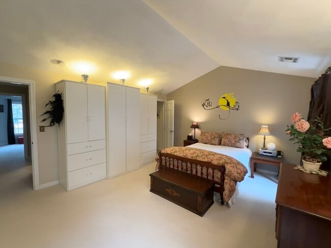 Building Photo - 55 West St