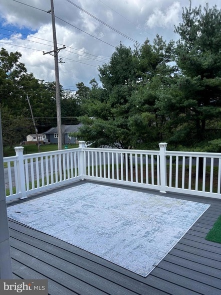 Building Photo - 1235 N 8th St