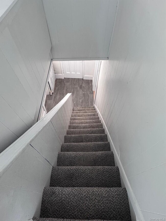 Building Photo - 20 Sycamore St