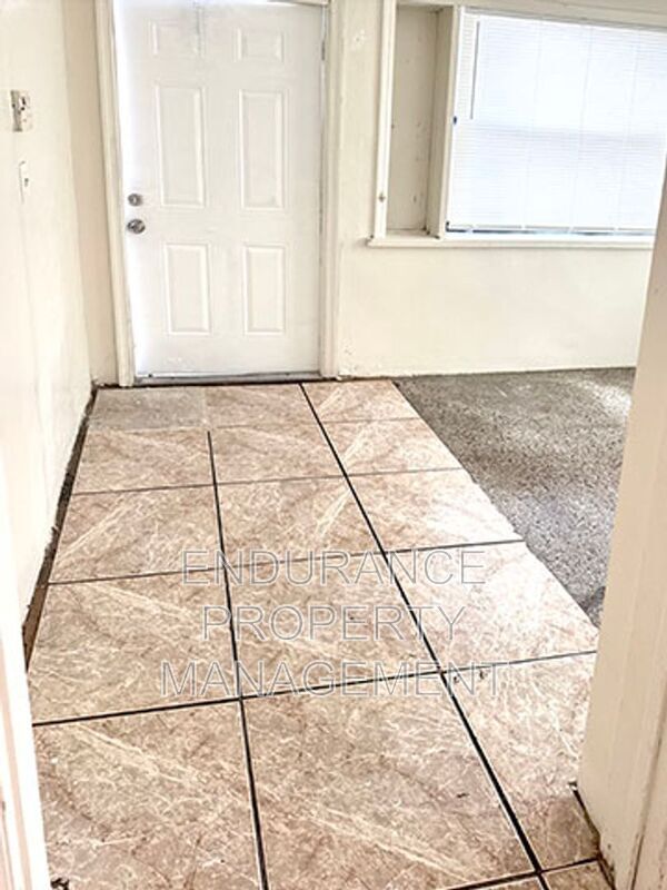 Building Photo - 2327 Avenue E