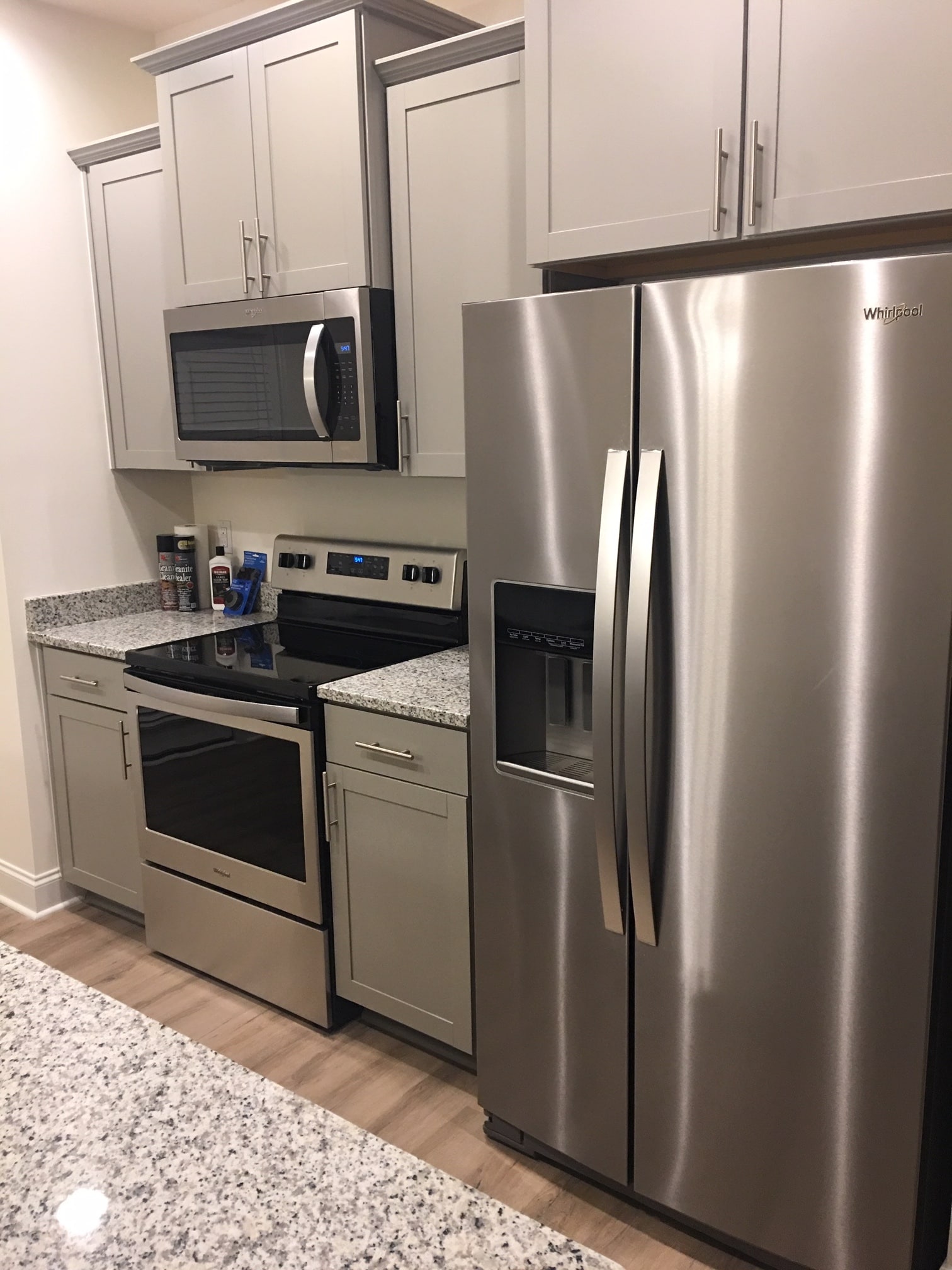 Kitchen - 239 W Porthaven Way