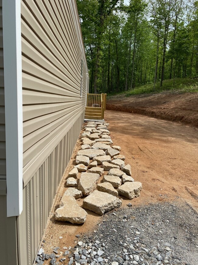 Building Photo - 318 Harrison Trail