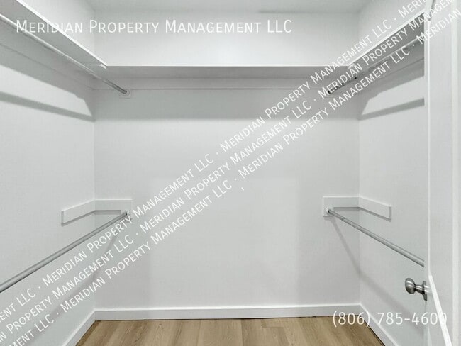 Building Photo - 5719 Kemper St