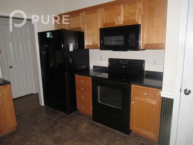 Building Photo - 266 Rocky Ridge Dr