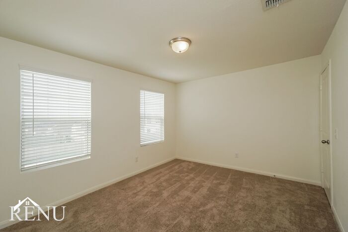 Building Photo - 5006 Dawn Break