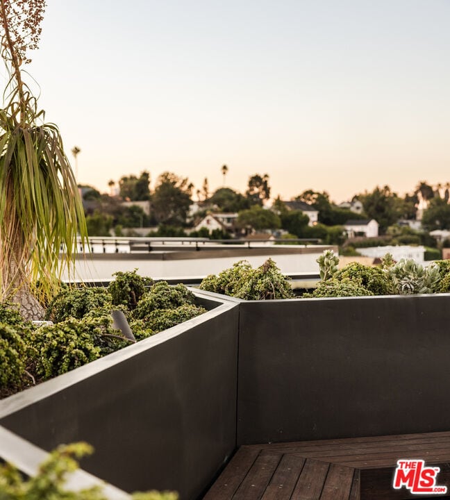 Building Photo - 3004 W Sunset Blvd