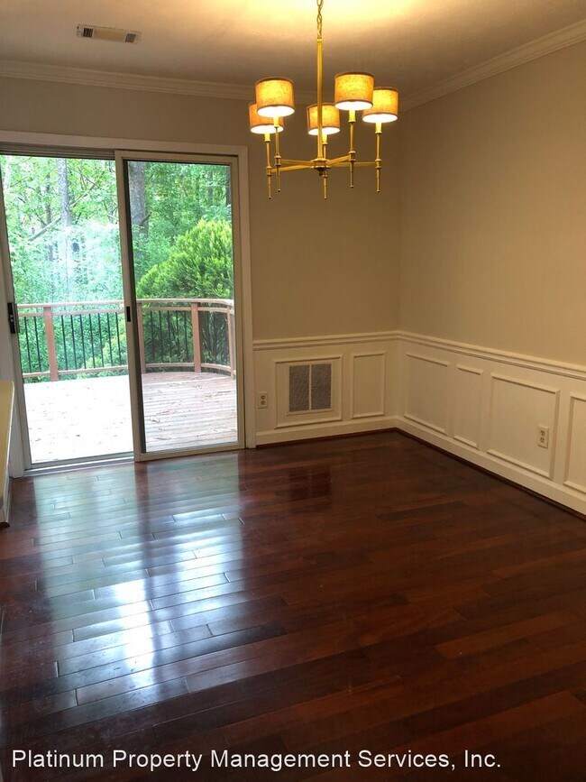 Building Photo - 2 br, 2 bath House - 2201 Queen Anne Ct