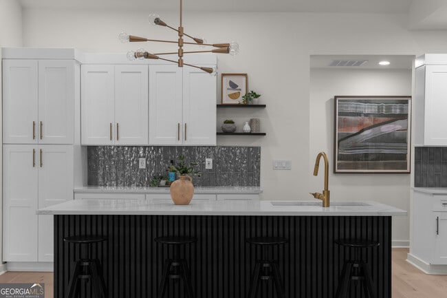 Building Photo - 1180 Fleming St