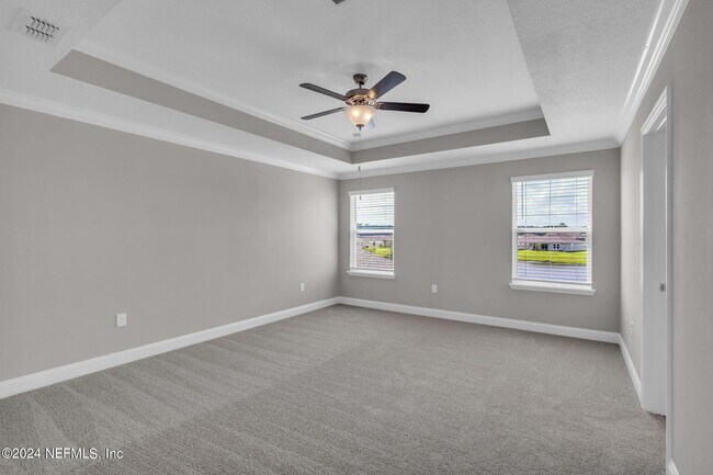 Building Photo - 660 Narvarez Ave