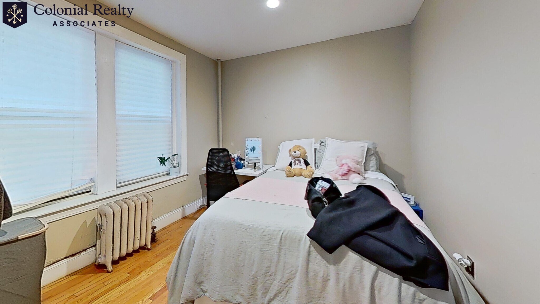 Building Photo - 328 St Paul St