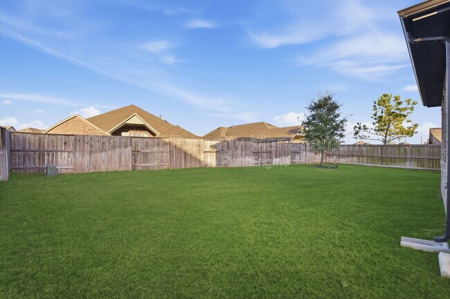 Building Photo - 9515 Willard Dr