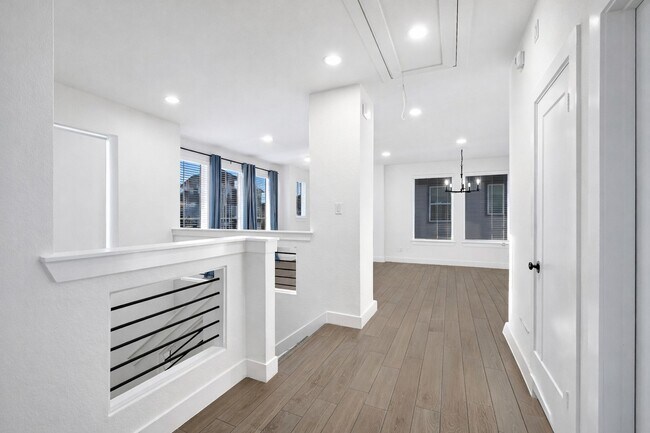 Building Photo - 18714 Colorado River Ln