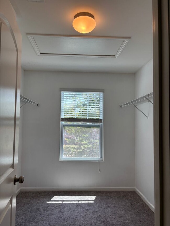 Building Photo - August Rent Free - Elegant, Modern Home in...