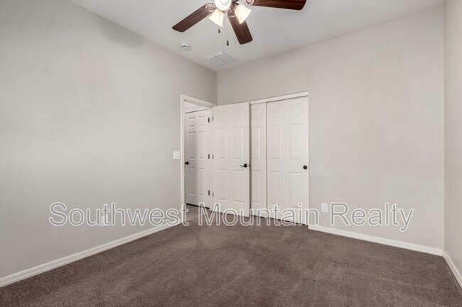 Building Photo - 41540 N Jacaranda Ct