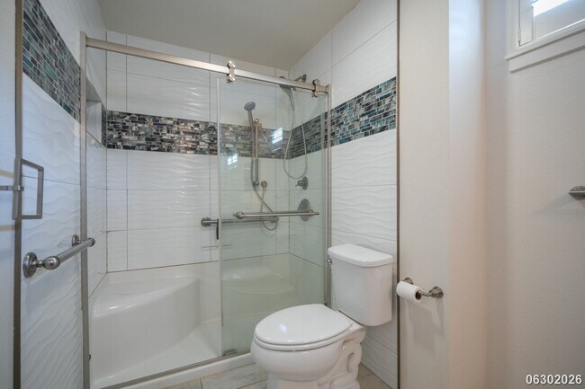 Building Photo - $3,300 / 1BR • 1BA • 757 SF • First-Floor Ka Malanai Condo | Available Now! (Kailua)