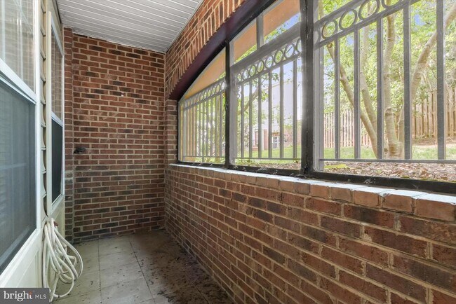 Building Photo - 7207 Phelps Hill Ct