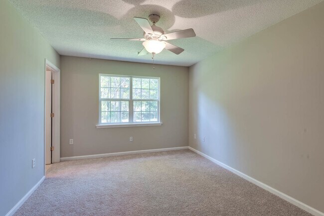 Building Photo - 13818 Faversham Ct