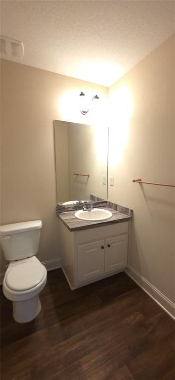 Building Photo - 2125 Savannah Dr