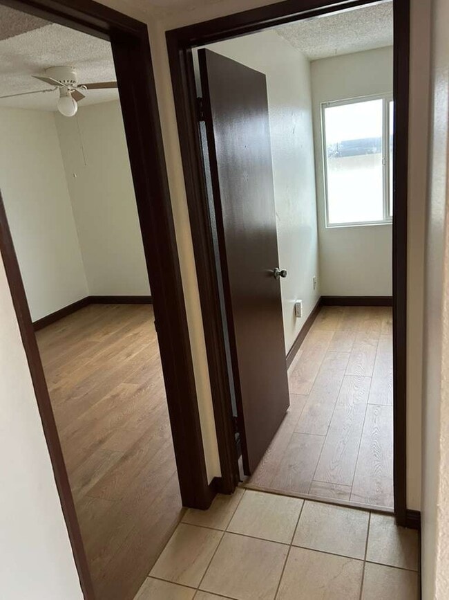 Upstairs Landing3 - 1328 9th St