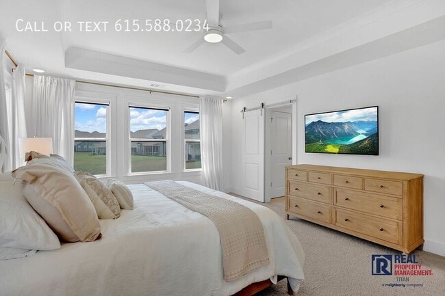 Building Photo - 613 Conifer Dr