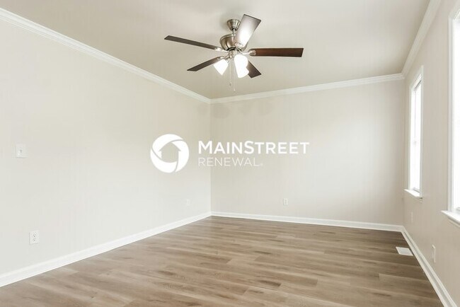 Building Photo - 3 Bedroom Pet-Friendly Home in WINSTON SAL...